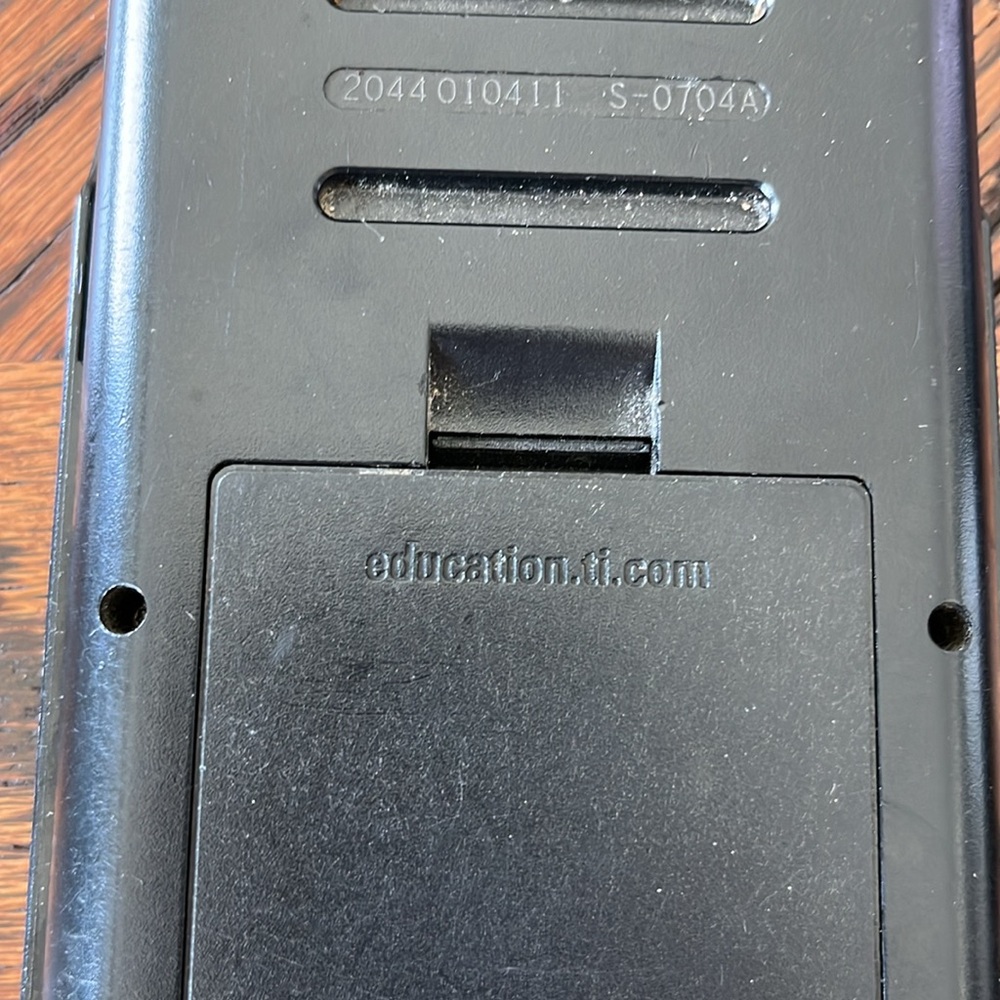 Texas Instruments TI-89 Titanium Calculator - Picture 3 of 3